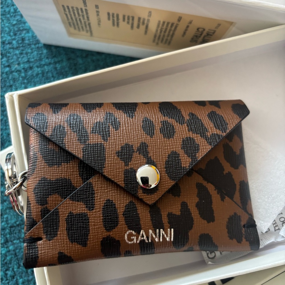 Ganni leather Envelope Card Holder with keyRing new